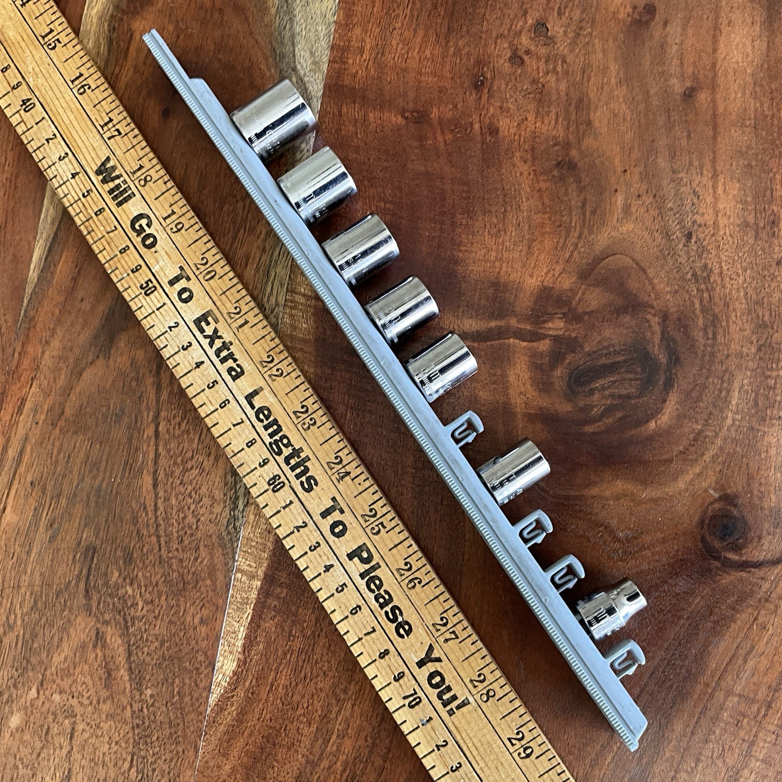 Vtg Craftsman 3/8″ Drive Metric Shallow Socket Incomplete Set 6 Point 18mm-9mm
