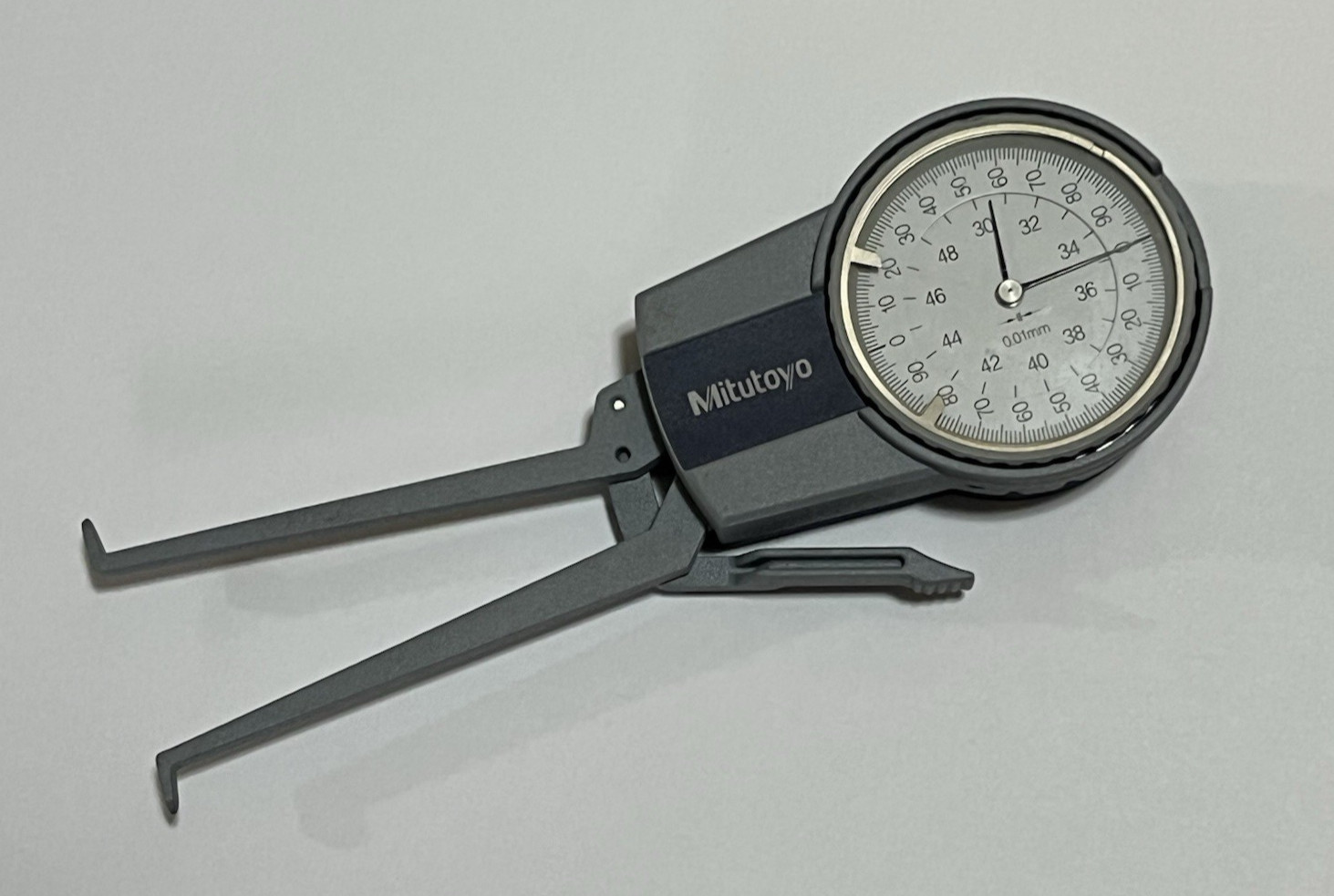 Mitutoyo 209-600 Metric Dial Caliper Gage Gauge 30mm – 50mm Range in Box .01mm