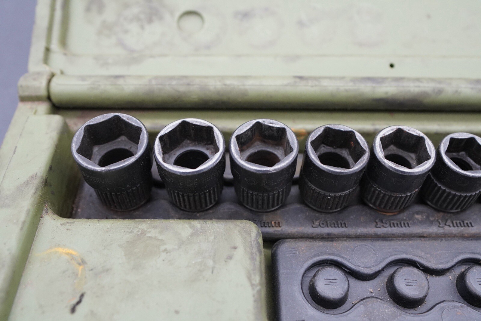 Matco Tools Special Forces Pass Through Services Set Medium Size Metric RL100