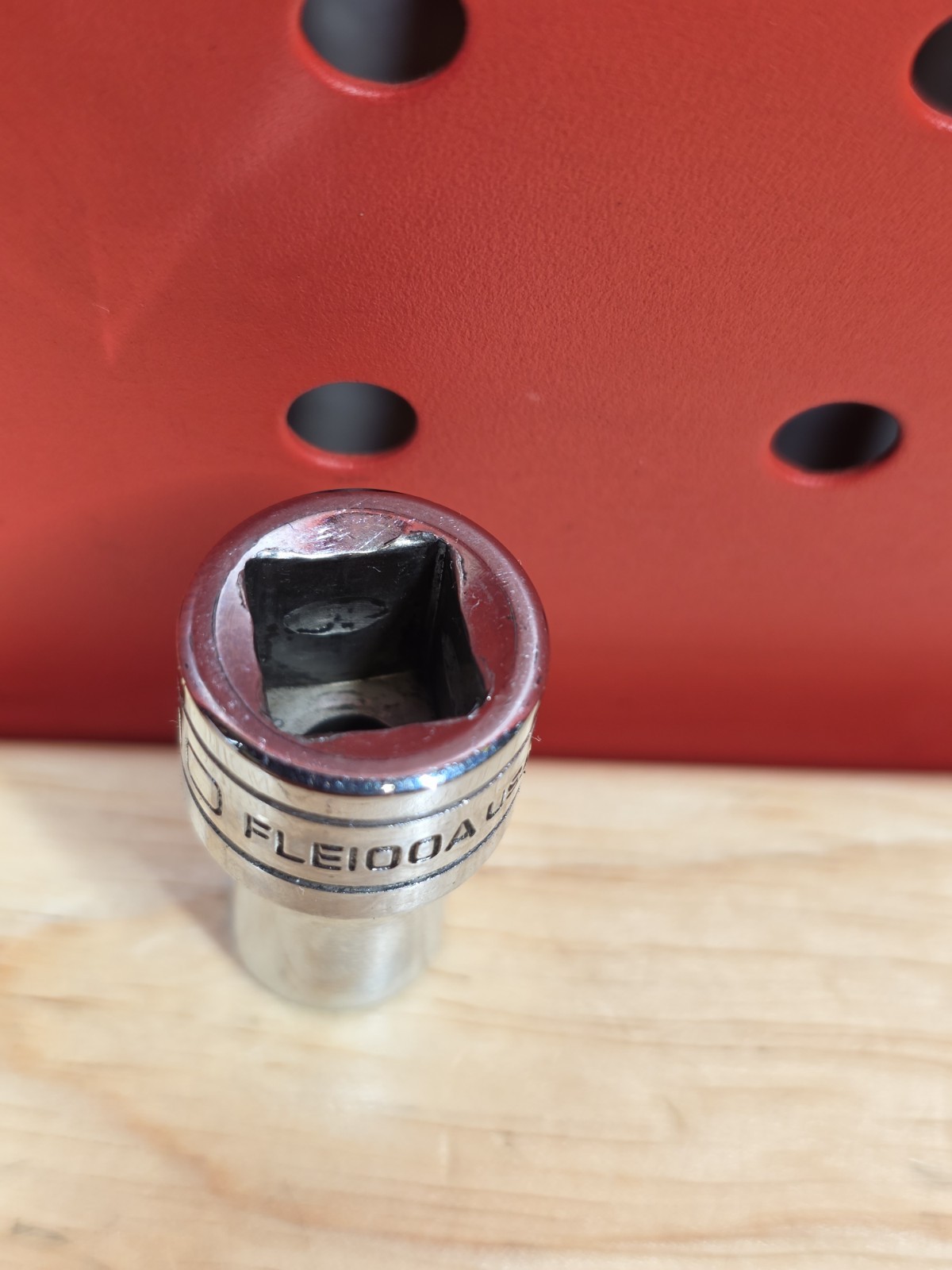 Snap-on Tools FLE100A E10 3/8″ Drive Inverted TORX Chrome Socket External E Torx