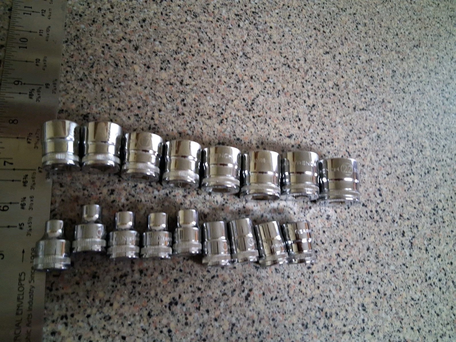 GEARWRENCH 17 Pc. 3/8 Drive 12 Pt. Shallow Socket Set, Metric Easy Read