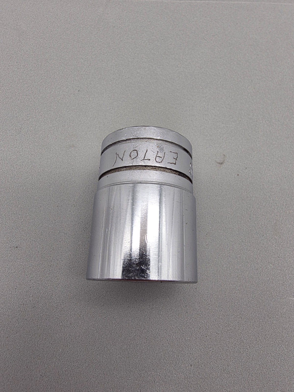 Snap On Tools SW-261 1/2″ drive 13/16” 12 Point Socket USA