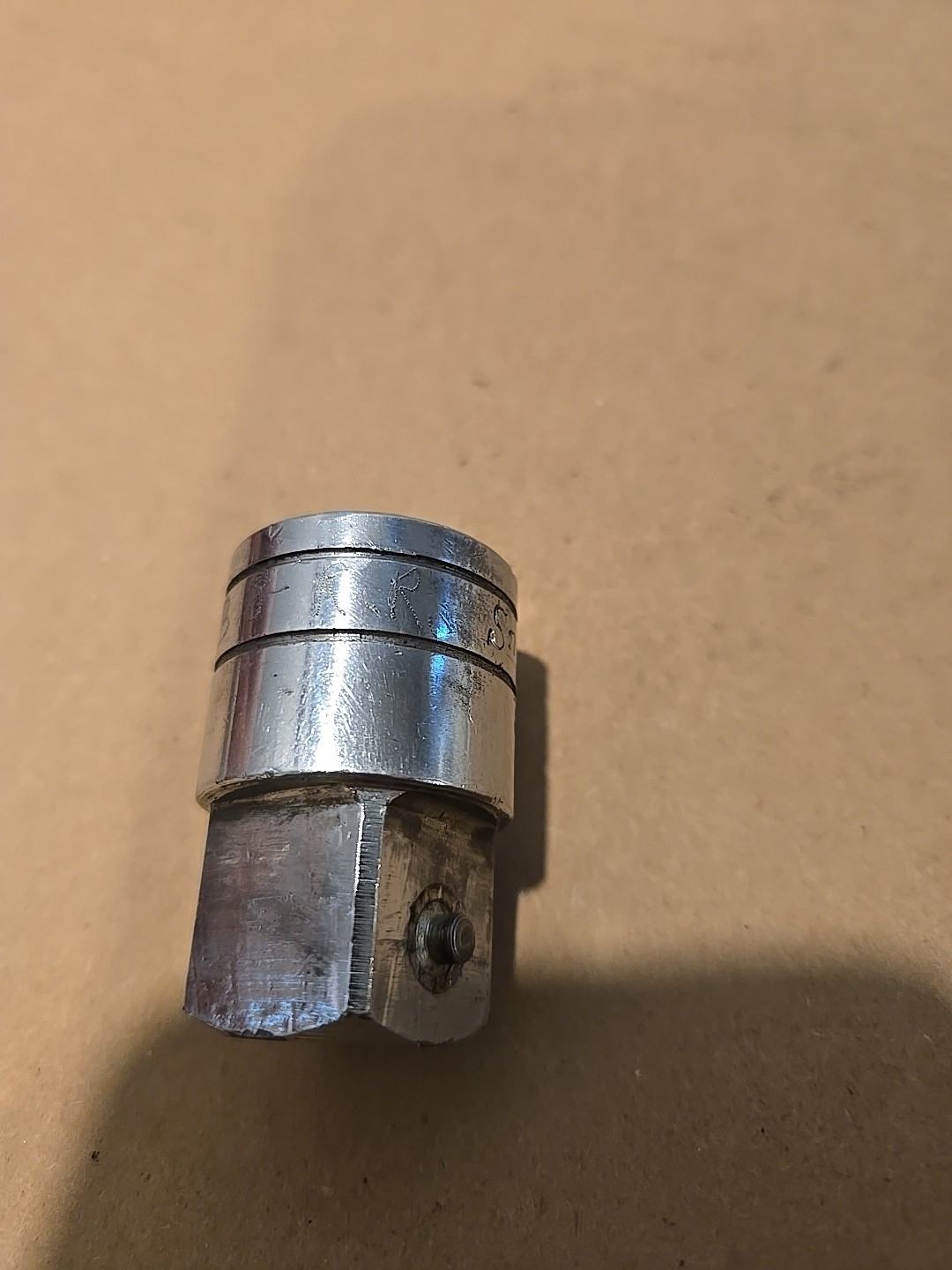 Snap On 1/2″ F To 3/4″ M Drive Chrome Locking Button Adaptor Socket USA LA12