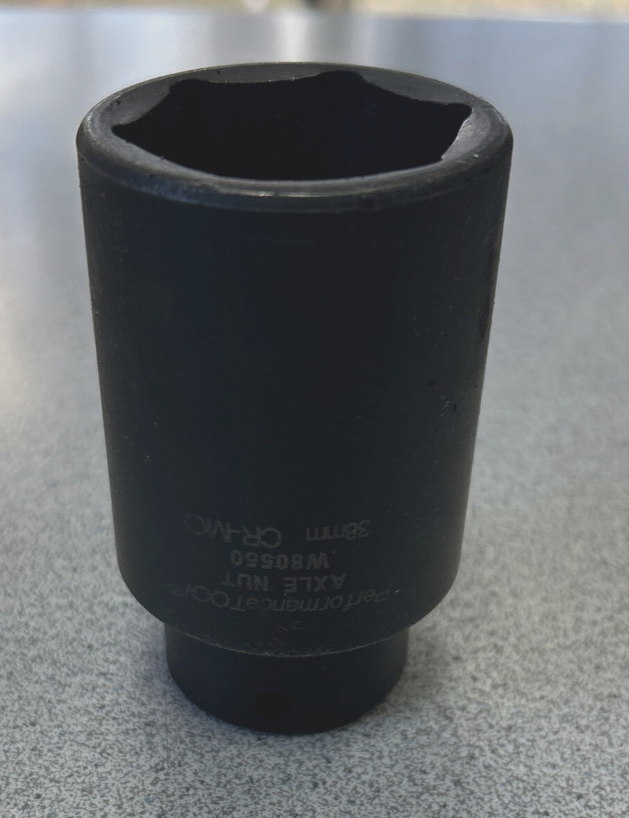 Performance Tools Axle Nut Socket 1/2 Drive 38MM 6PT CR-MO Pneumatic