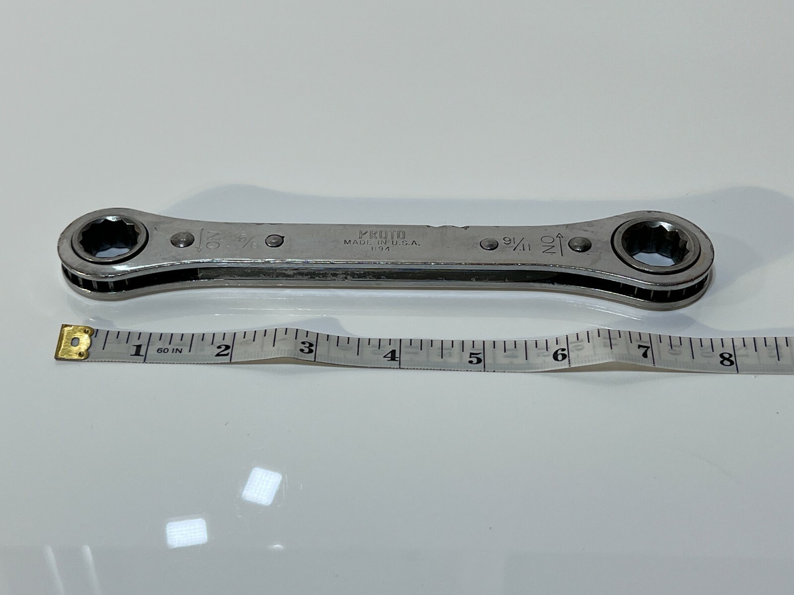 PROTO No. 1194 SAE 5/8″ x 11/16″ Box-End Ratcheting Wrench – 12 Point – USA Made