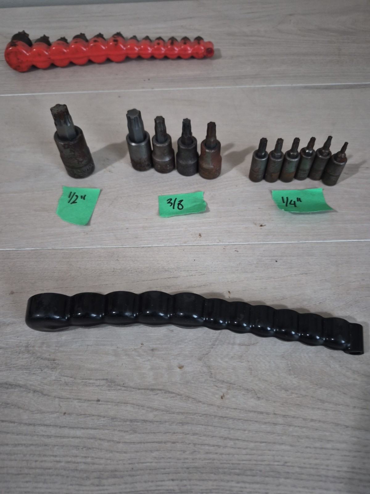 Matco Tools 23 Piece Torx Bit/Star Key Driver Set TP10 – TP60 & T-10 – T60
