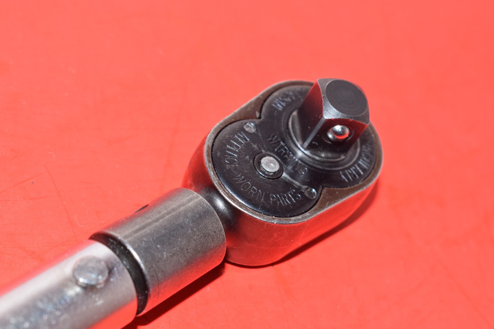 Snap-On 3/8” Drive SAE Interchangeable Head 100 In Lb Preset Torque Wrench
