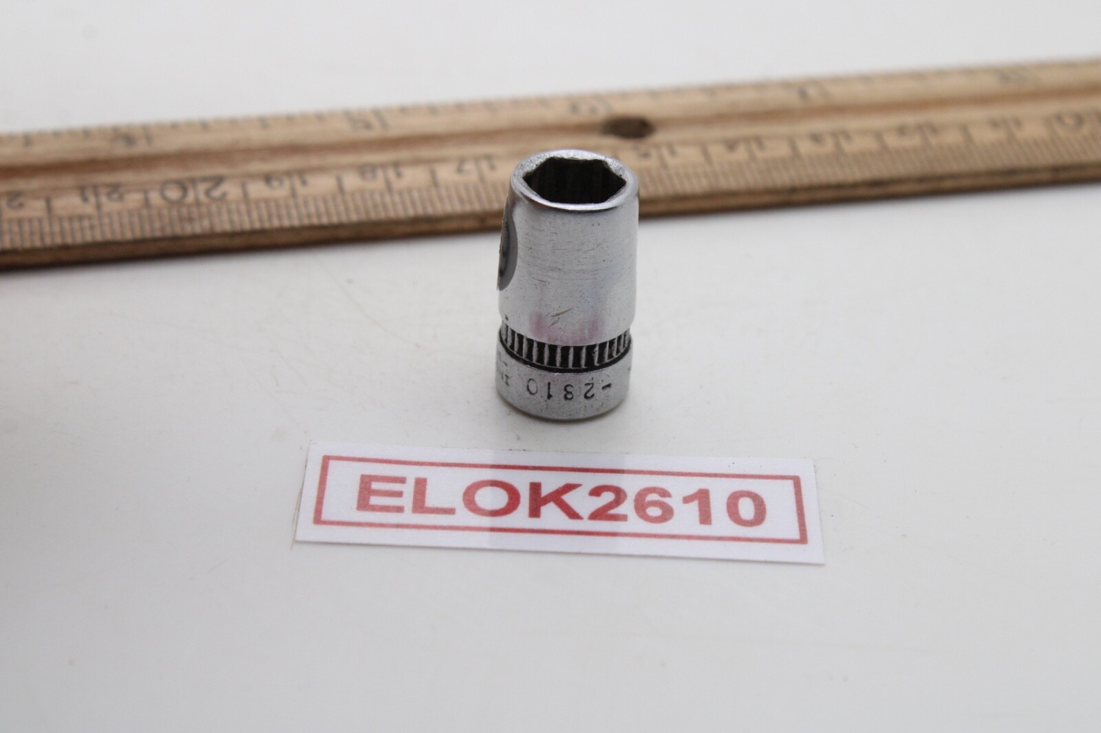 Indestro 2810 5/16″ 1/4″ Drive SAE Chrome 6 Point Socket USA