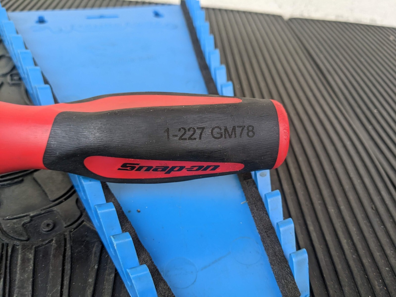 #aw069 SNAP-ON RED AWL PICK SG5ASAB 9-5/8″ Long Instinct Soft Grip Handle
