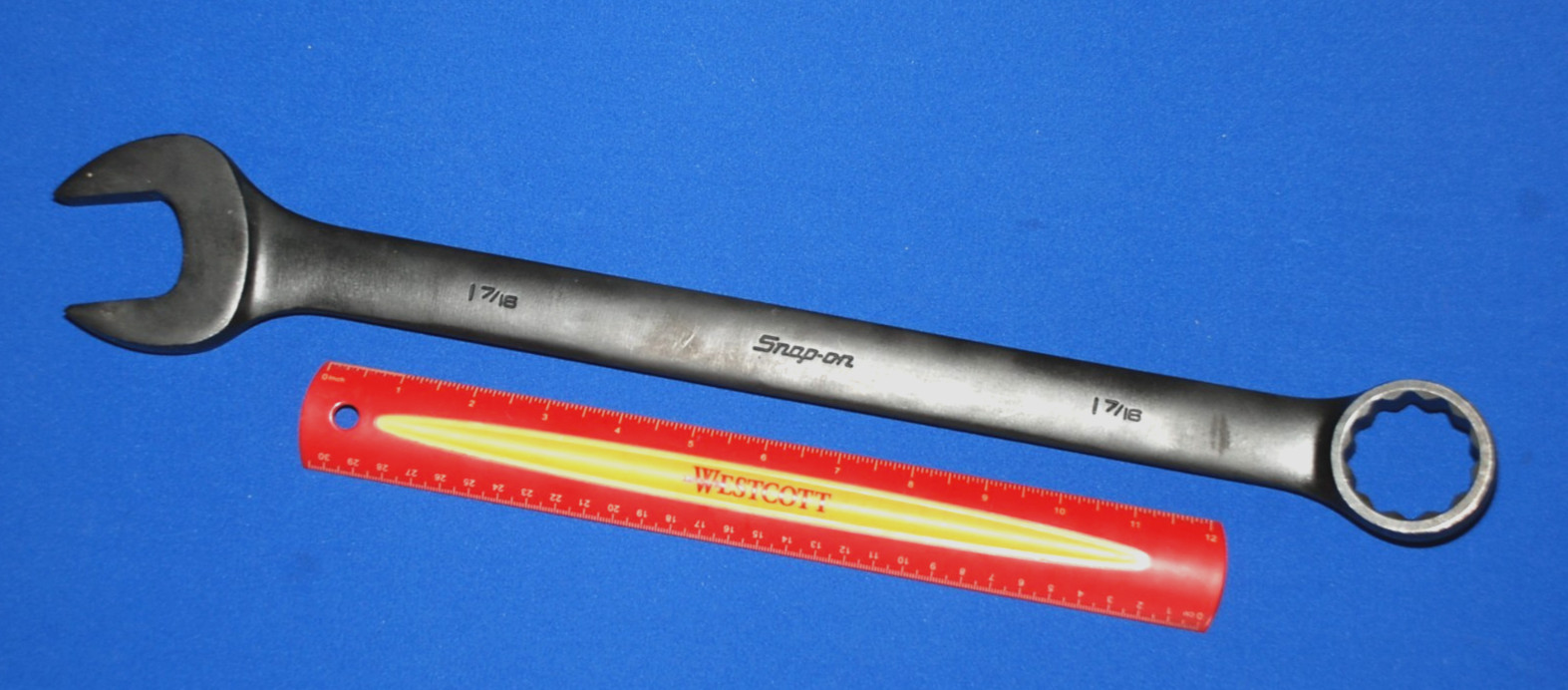 Snap-on NEW 1-7/16″ 12-Point SAE Industrial Finish Combo Wrench GOEX46B
