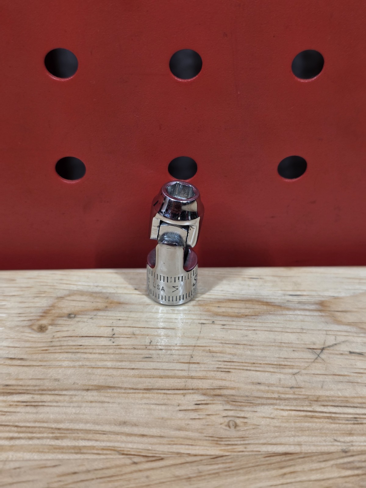 Snap-on TMUSM5.5 5.5mm 1/4″ Drive 6-Point Shallow Chrome Universal Swivel Socket