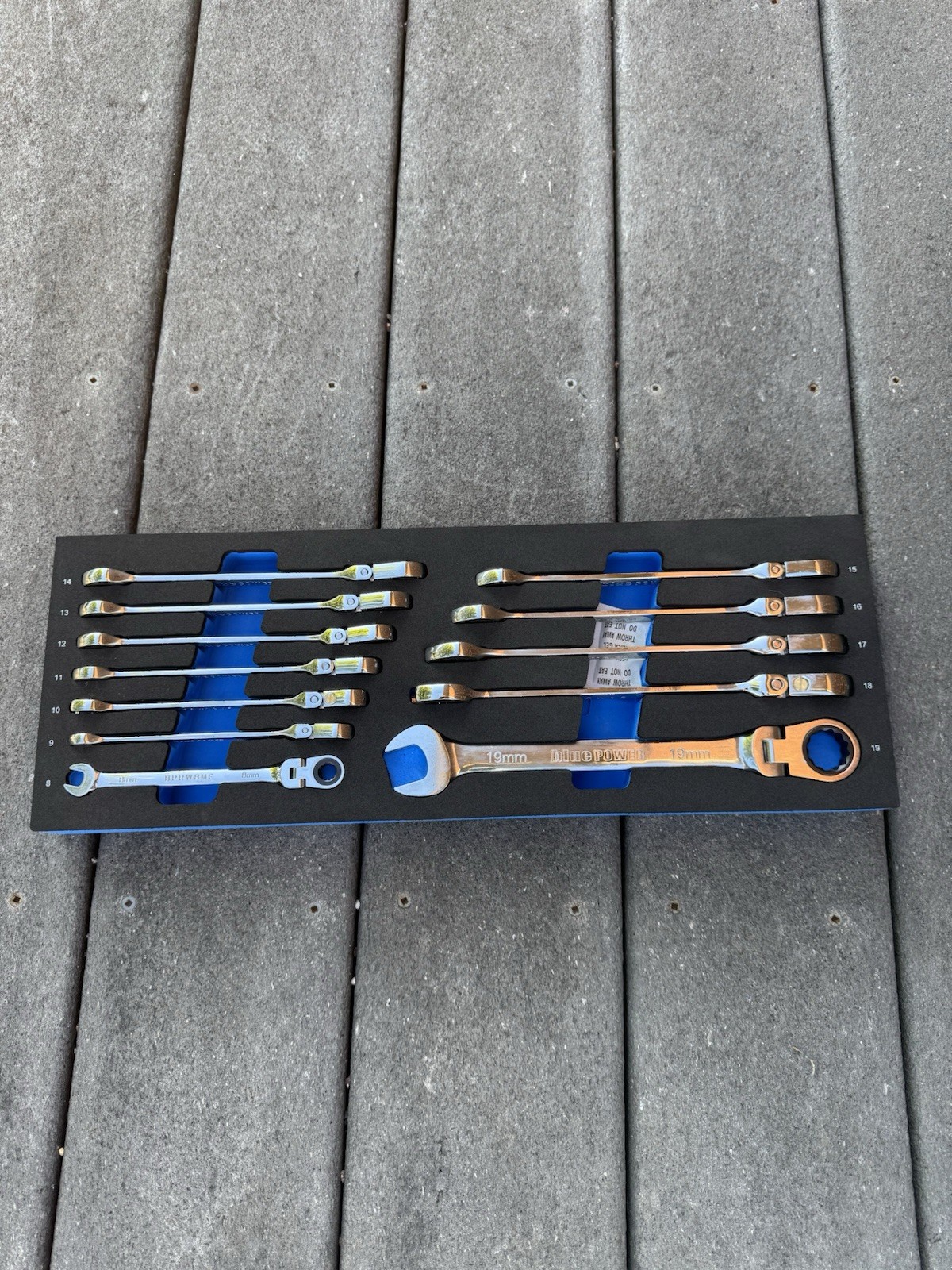 New Cornwell BluePower BPRW12MFST – 12 Pc Metric Ratcheting Flex Head Wrench Set