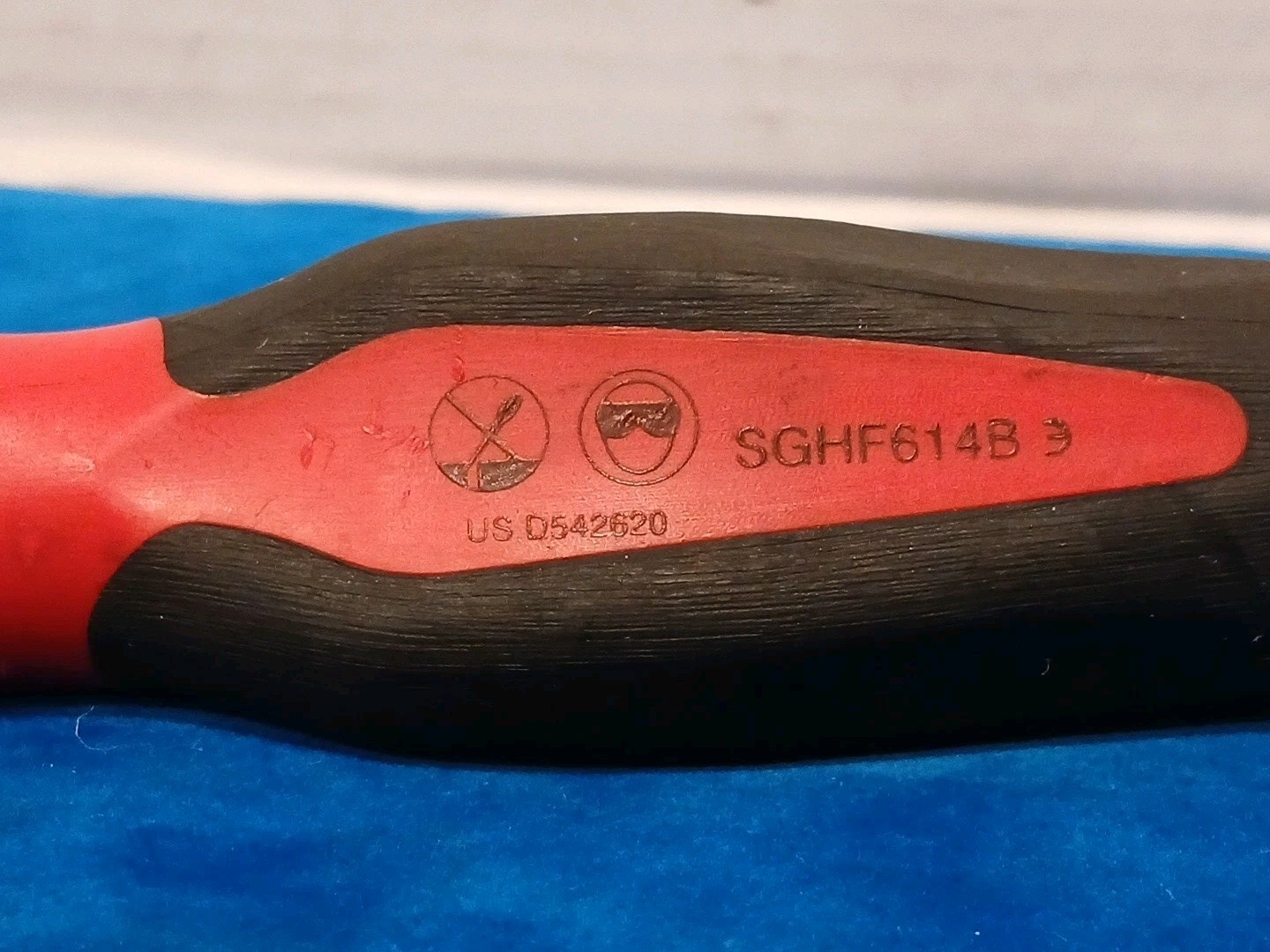 Snap-on Tools Soft Grip Round 8” Blade Length File SGHF614B 8R