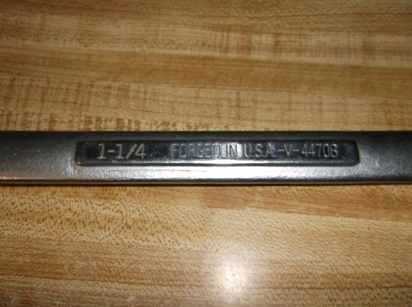 Craftsman Tools 1-1/4″ SAE Combination Wrench 12 Point -V- 44708 Forged In USA