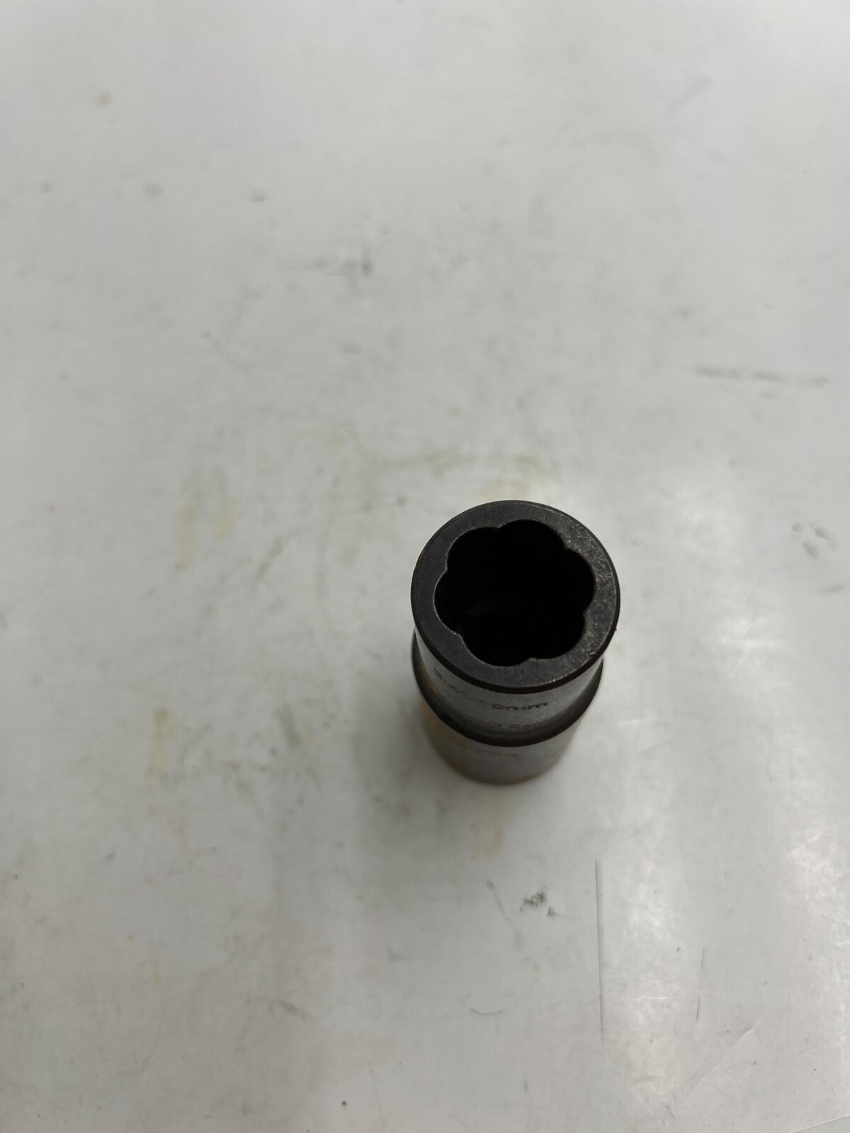 Pack of 2 – LTI Tools Twist Socket Lugnut Removal System LT-4300, Black