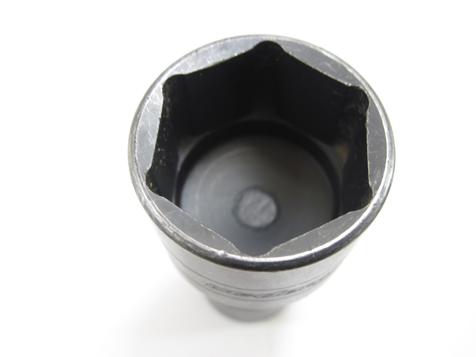 Snap On 1/2″ Drive 1-1/4″ 6pt Impact Swivel Flex Socket IPL40C MINT