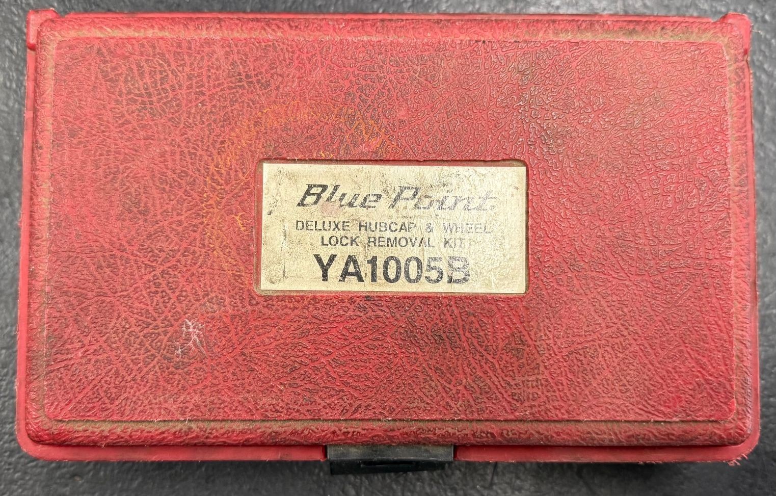 Blue-Point YA1005B Deluxe Hubcap & Wheel Lock Removal Kit – Set w/ Case