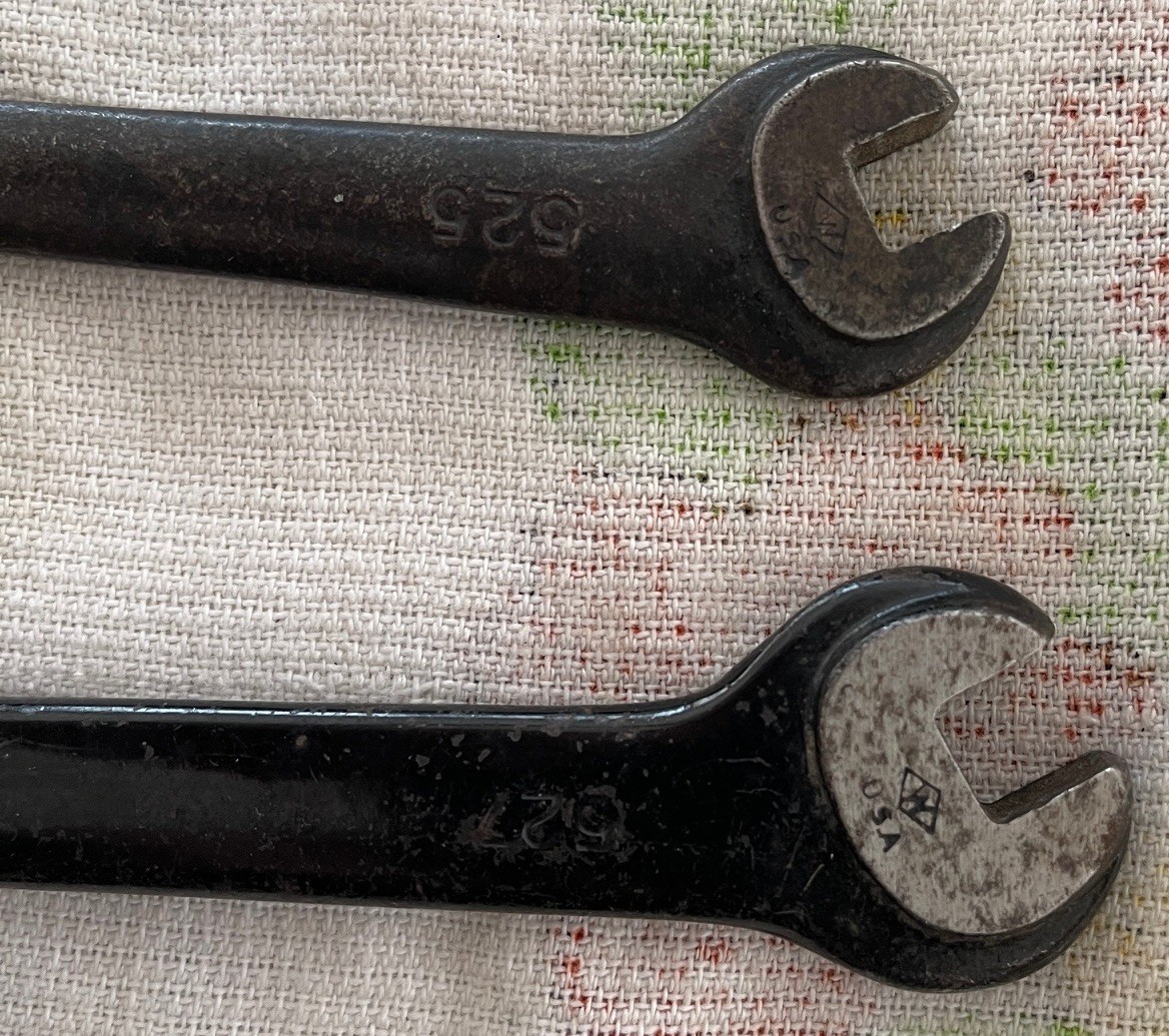 Vintage Williams 527 (5/16 x 3/8) & 525 (1/4″ x 5/16″) Wrenches Industrial Tool