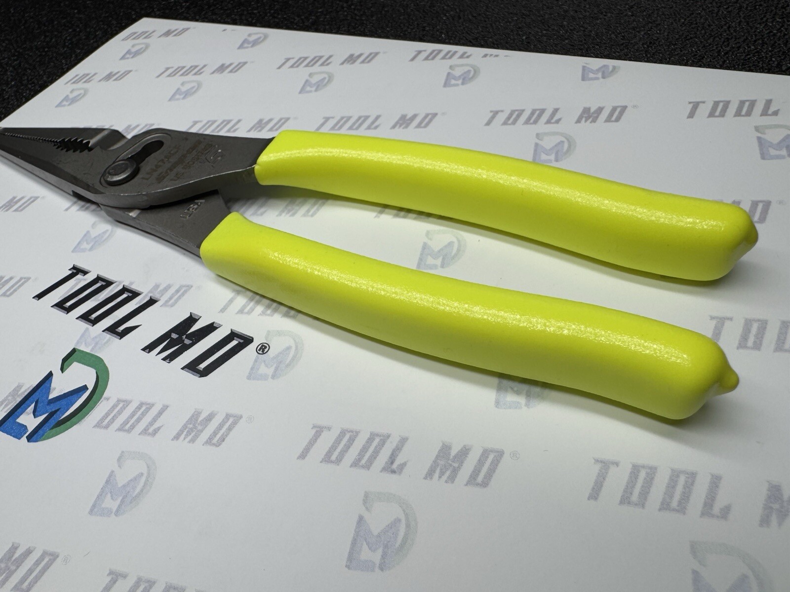 Snap-on Tools USA NEW HI-VIZ 9″ Soft Grip Long Nose Slip Joint Pliers LN47ACF