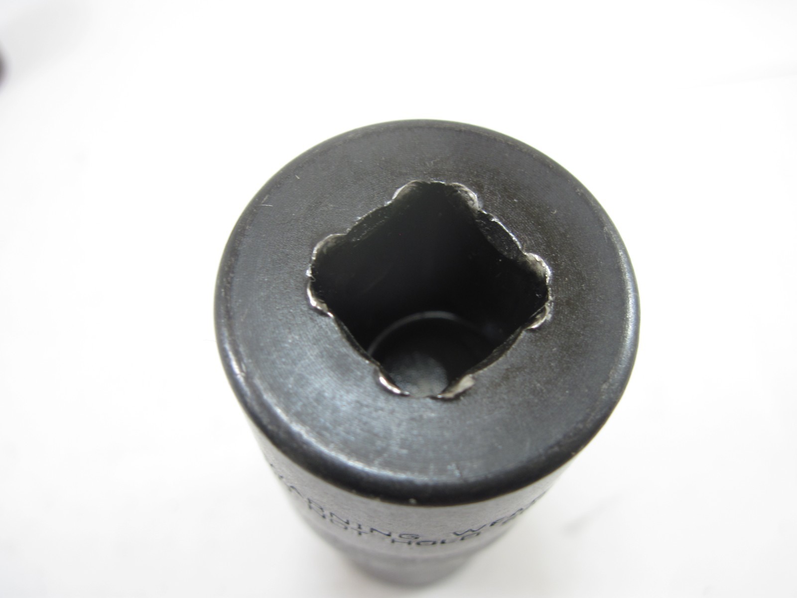 Snap On 1/2″ Drive 19mm Metric Shallow 6pt Impact Swivel Socket IPLM19C NICE