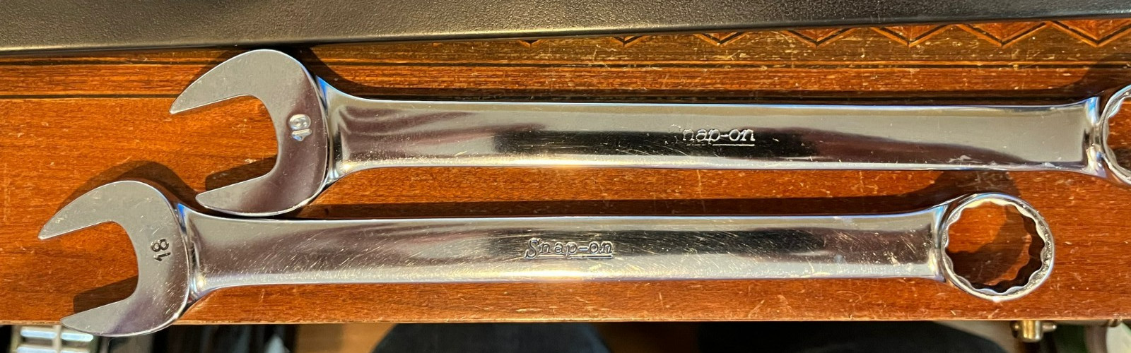 Snap-on OEXM713 – 13 Piece Metric Standard Handle 12Pt Combination Wrench Nice !