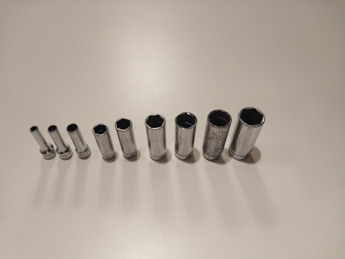 Snap On 3/8 Dr. Deep Sockets Sae #143