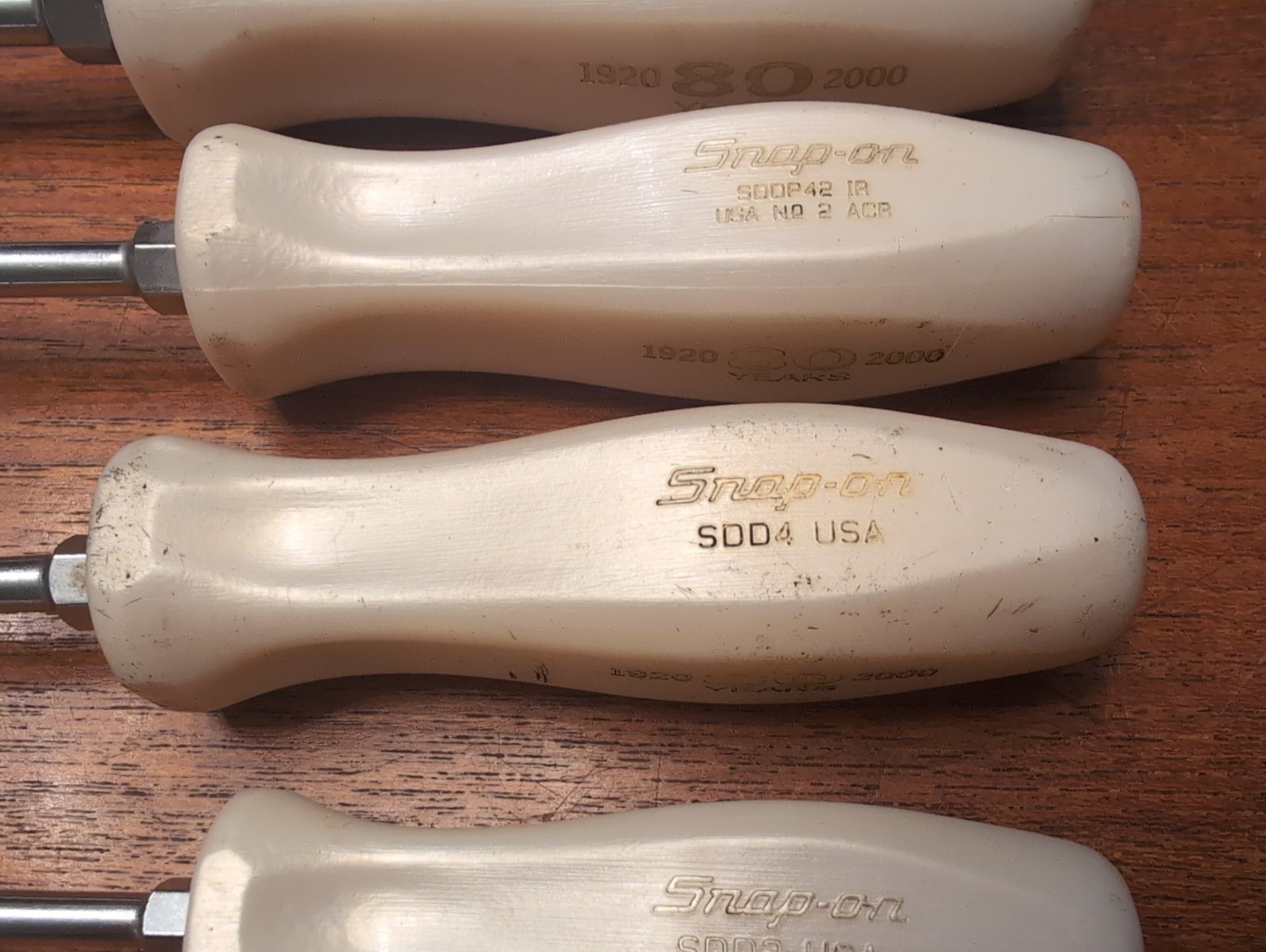 SNAP ON 80TH ANNIVERSARY 4pc HARD HANDLE SCREWDRIVER SET White Pearl