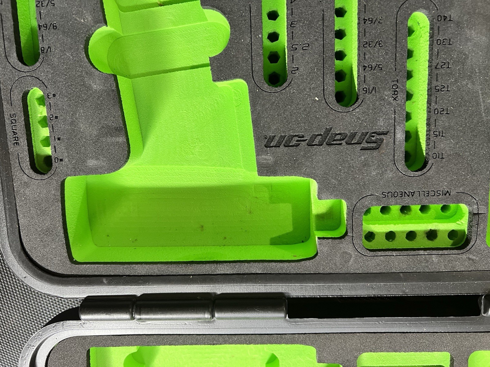 Snap-on PB202B bit driver and bit Organizer Plastic Black Green foam.