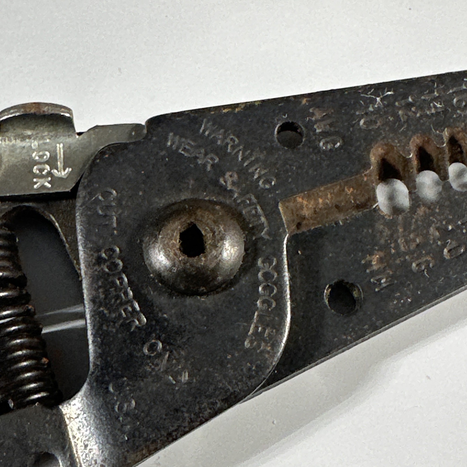 Crescent WS15 6″ Self-Opening Wire Strippers / Cutters 10-20 AWG USA Made