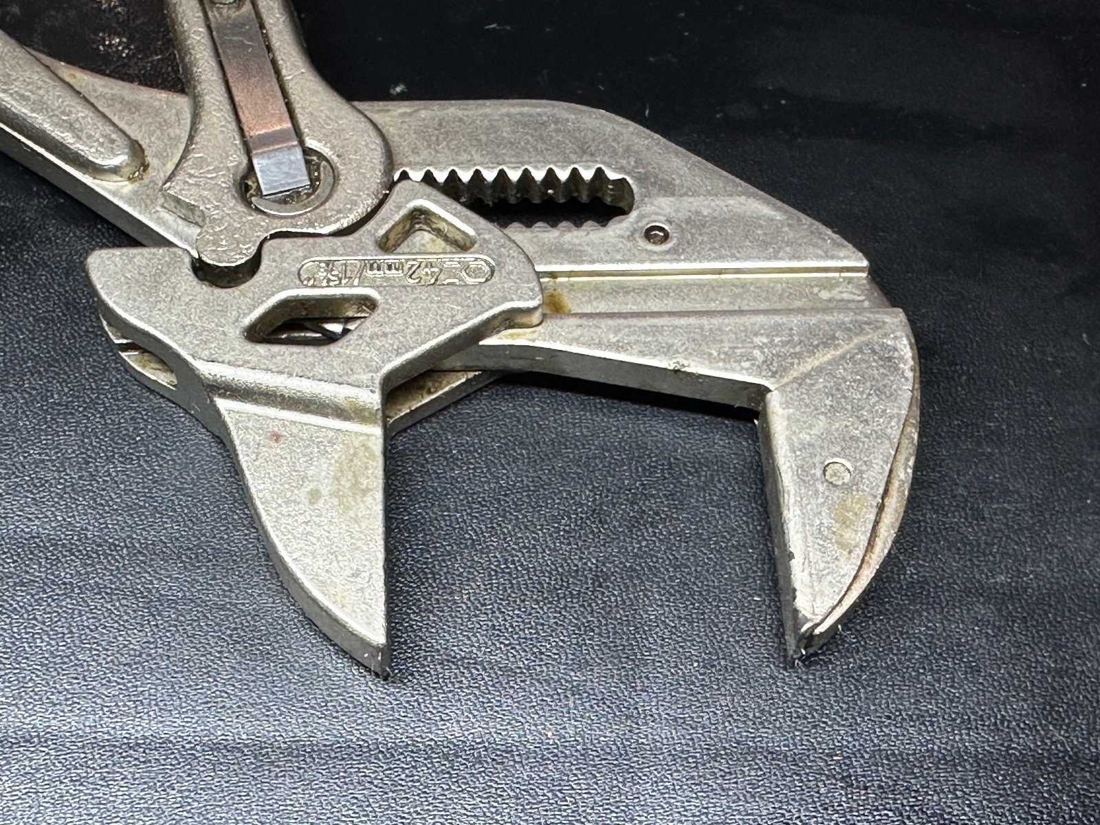 BLUE POINT ADP10 12″ Adjustable Smooth Joint Pliers Germany