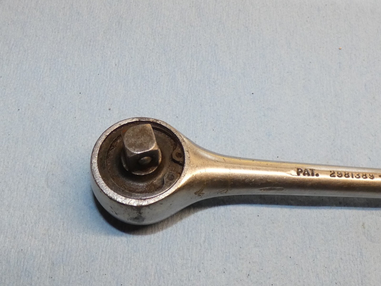 Mac Tools Vintage 7.5″ 3/8″ Drive Round Head Ratchet Knurled Handle X8R