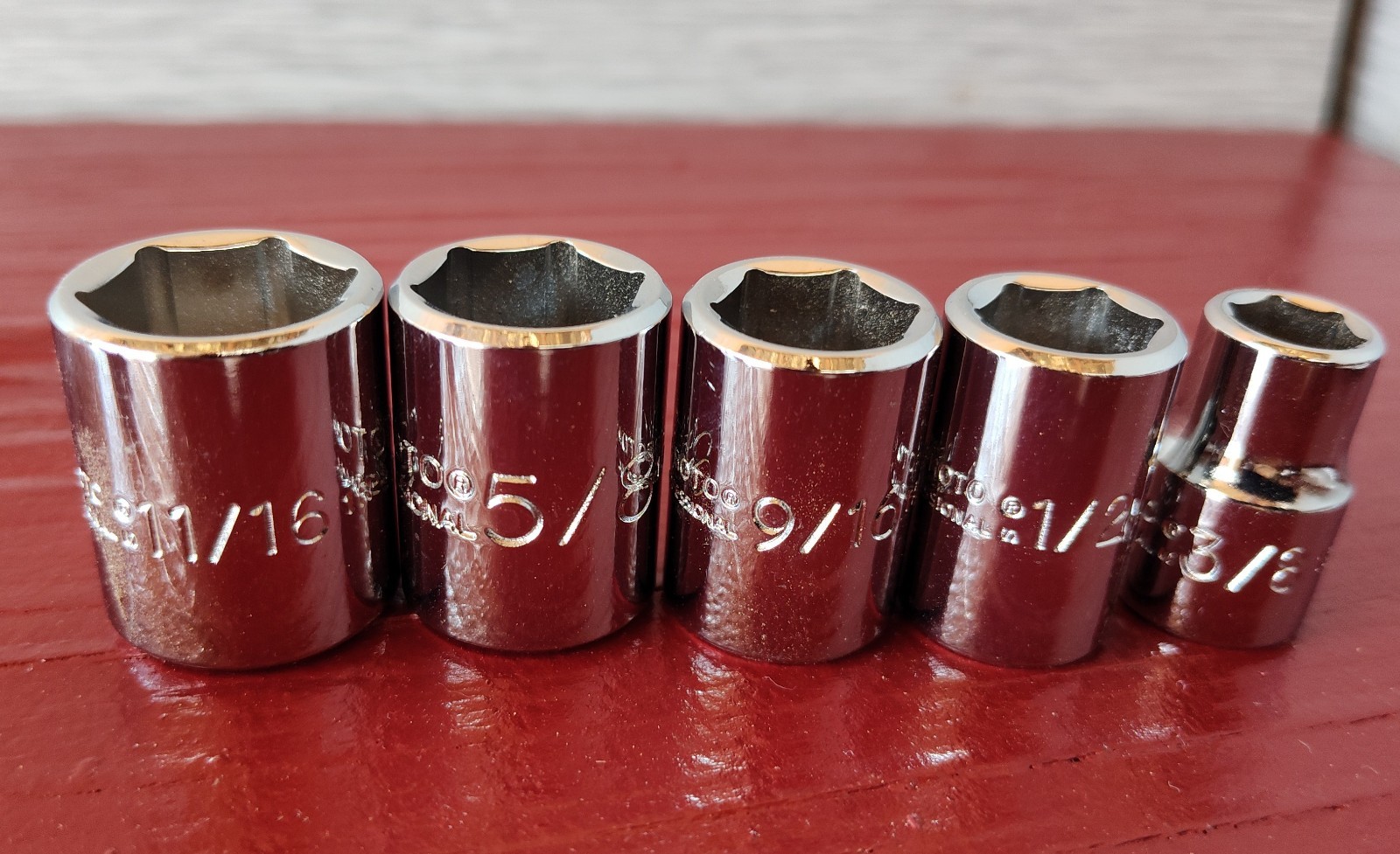 🇺🇲 Proto Tools 3/8″ Dr. SAE 10pc Socket & Rachet Set
