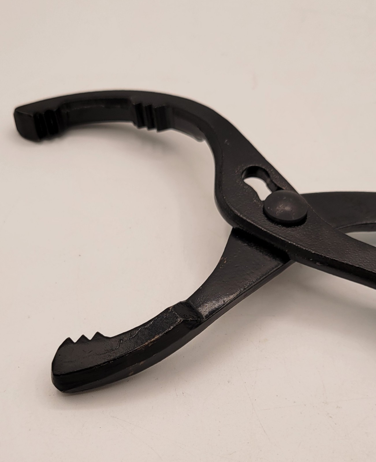 Duratech Adjustable Oil Filter Pliers