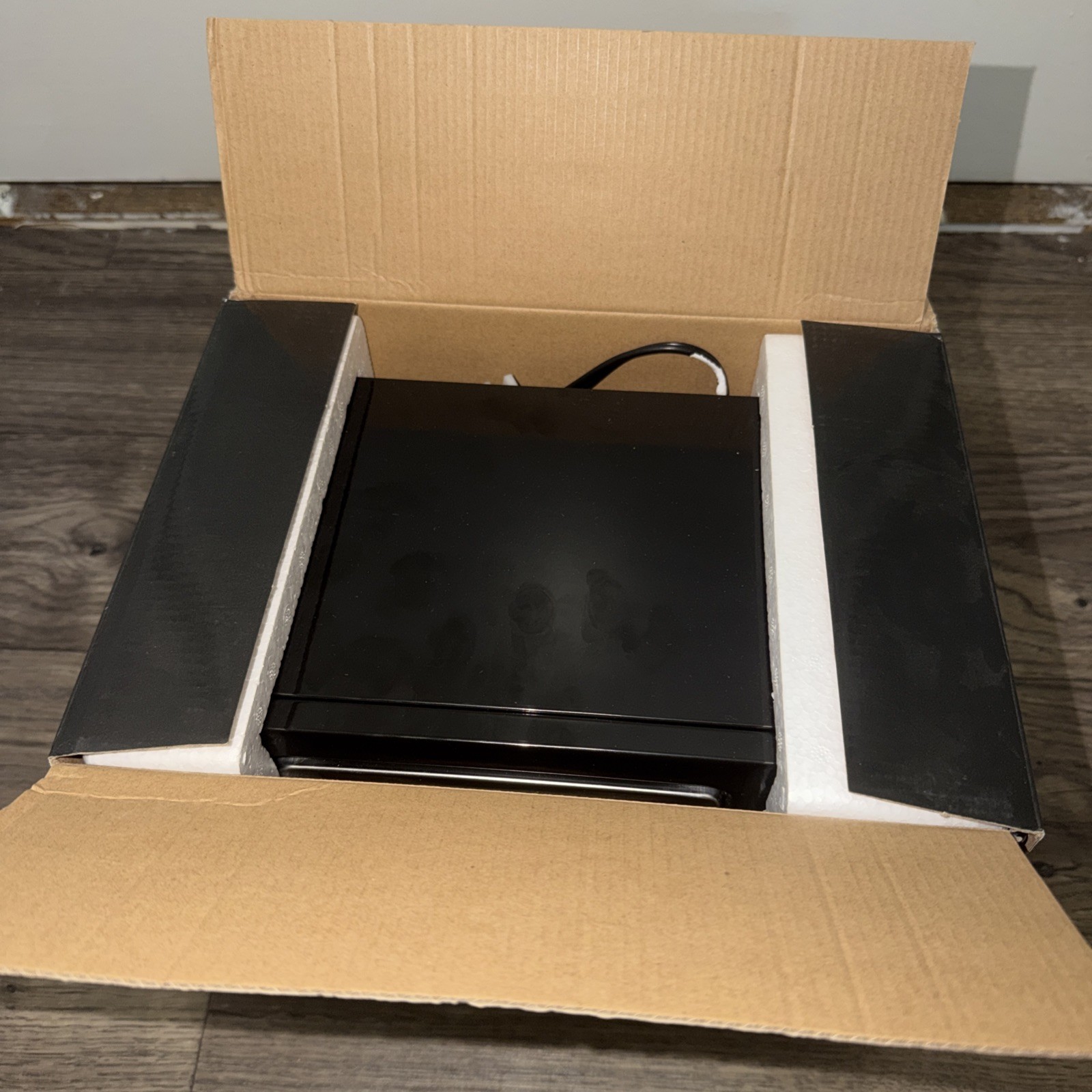 Snap On Roll Cab Toaster Black Silver – Open Box Never Used!
