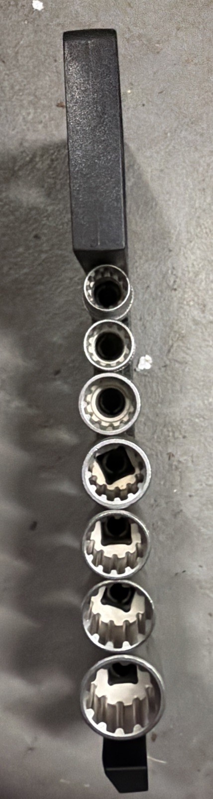 Pittsburgh Pro 3/8″ drive. 7pc spline socket Set 12 point 6 point & square faste