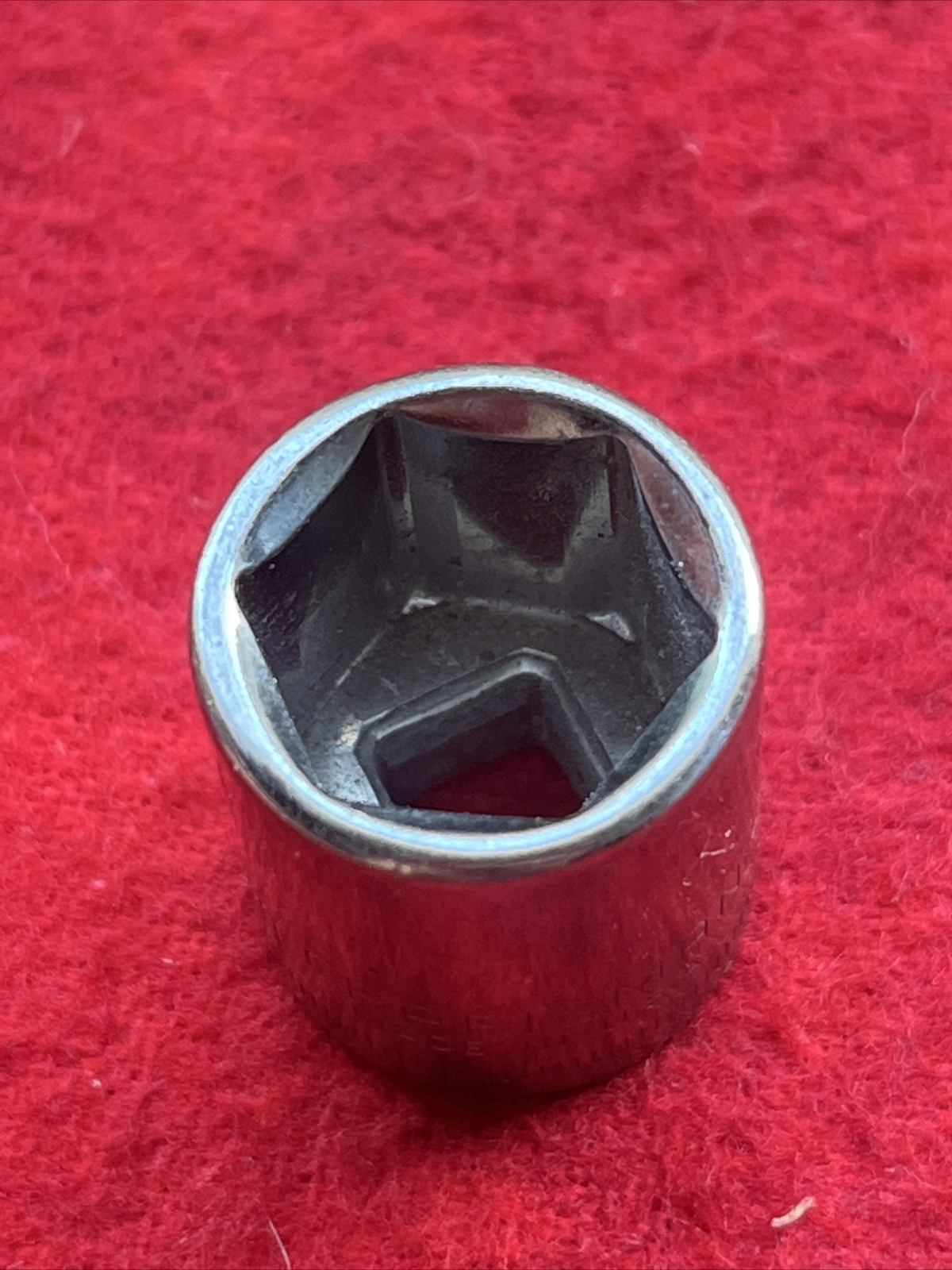 CRAFTSMAN -G-43514 (reverse) SOCKET 13MM, 1/4” DRIVE, 6 POINT – USA (t24)