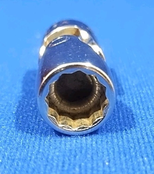 SNAP-ON FVU-14 3/8 Drive SAE 7/16 12 Point Swivel Universal Joint Socket