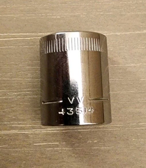 Craftsman USA 13mm Socket 6 Point 1/4″ Drive VV 43514 (Top Knurl mm)