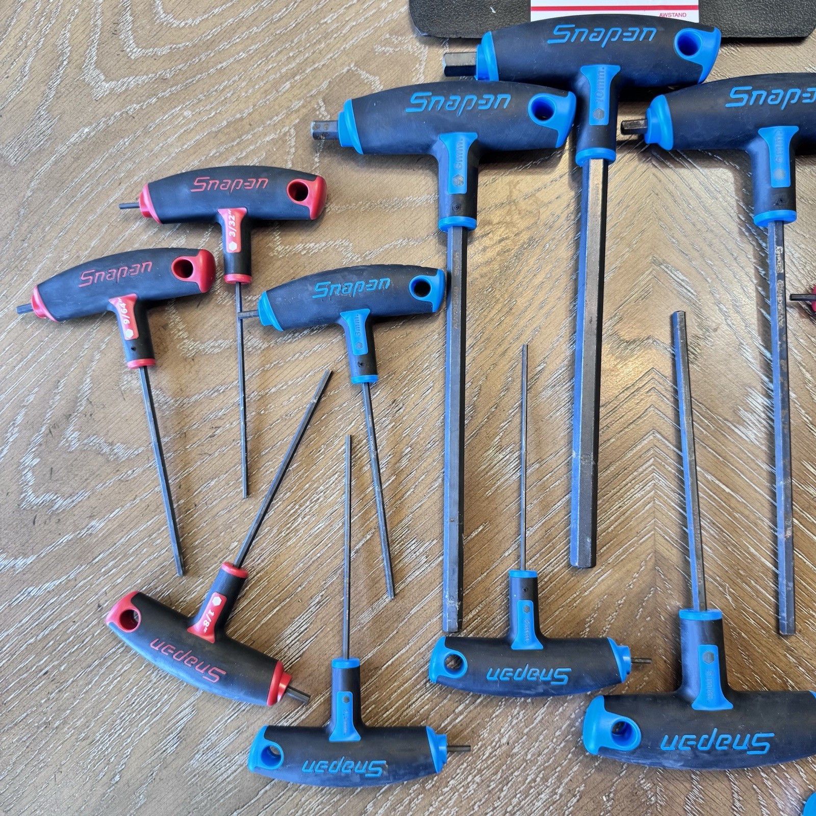 Snap On SAE/Metric Hex Soft Grip T Handle Allen Wrench Set With Wall Mount