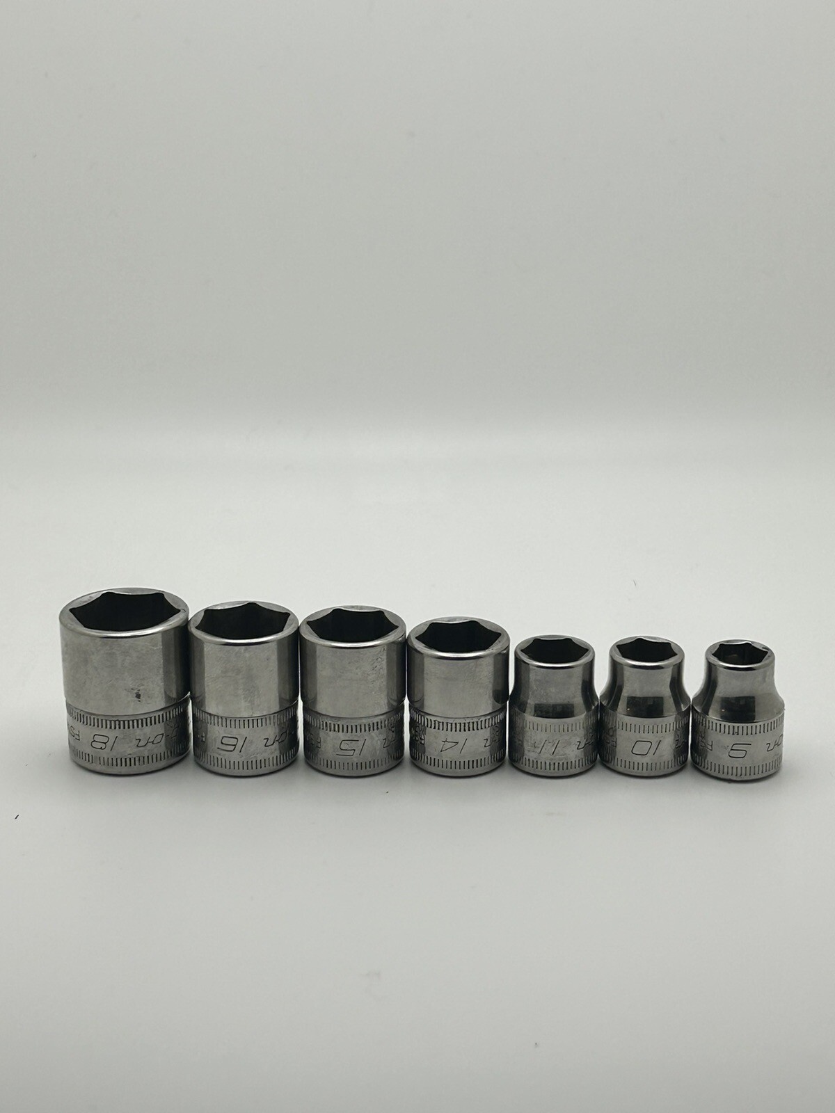 Snap-On Tools 3/8″ 6 point Metric 7 Pc Shallow Set FSM (9 10 11 14 15 16 & 18)