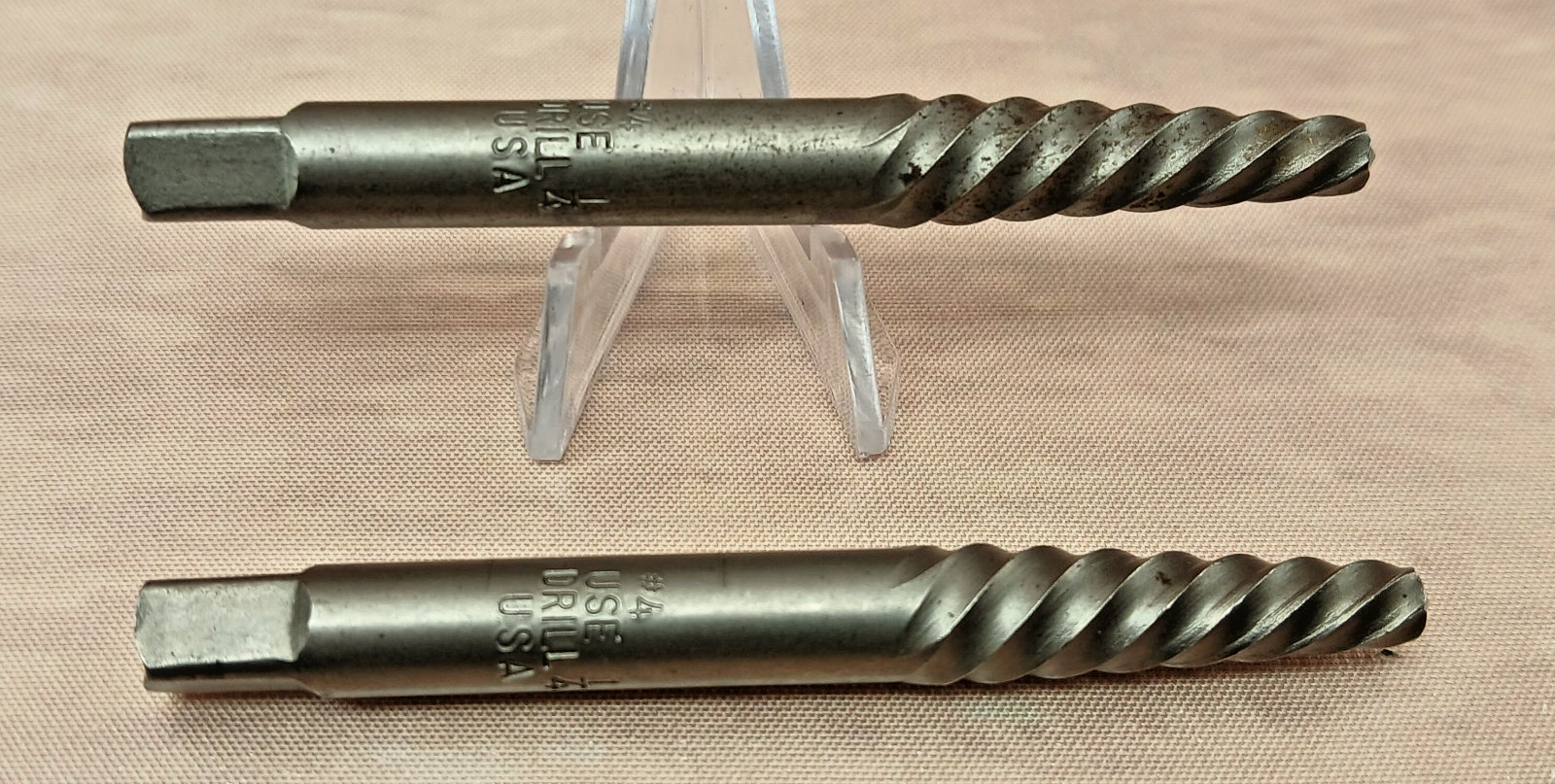 2 x Spiral Flute Screw Extractors #4 HSS USA Bolt Remover