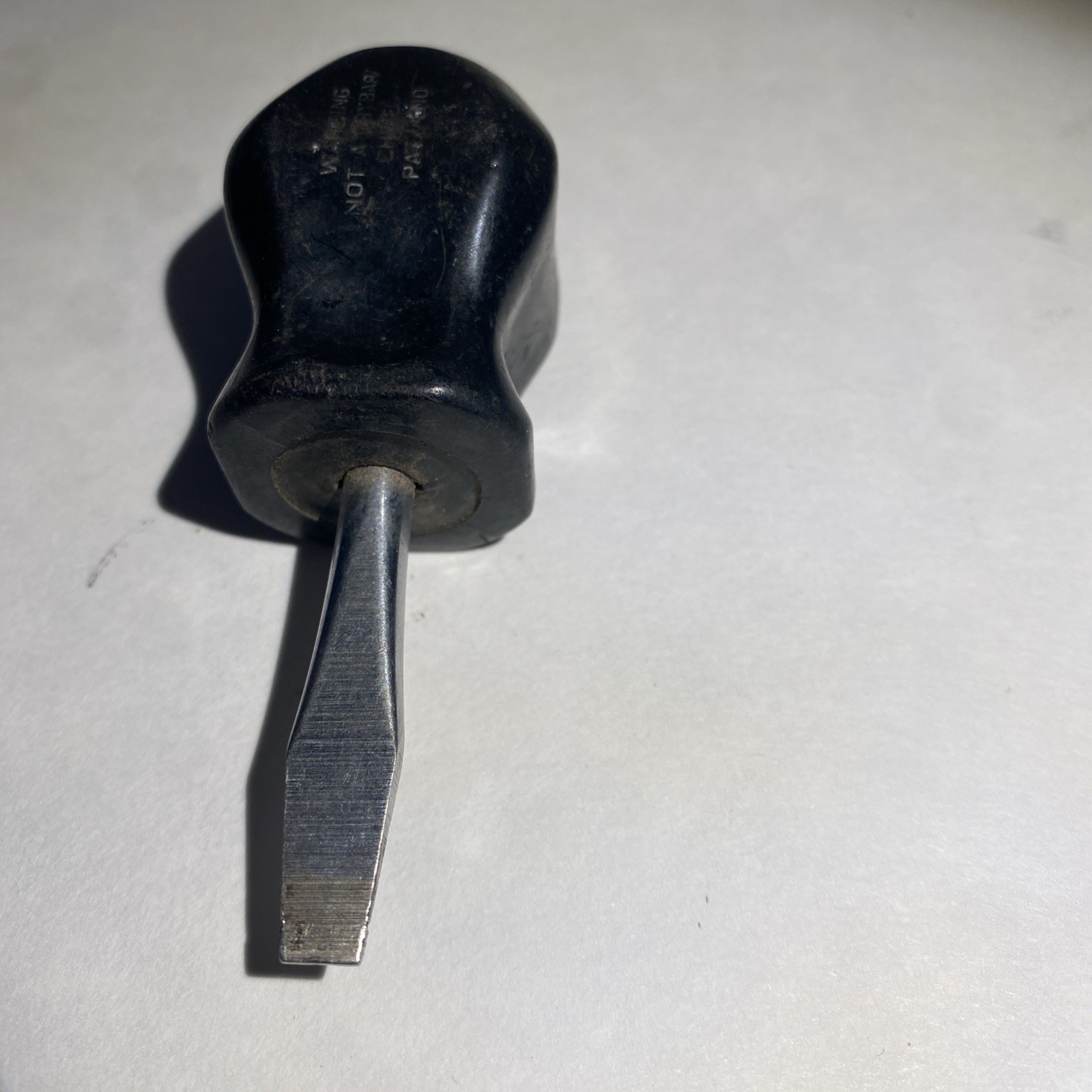 Snap On Flat Tip Stubby Hard Black Handle Grip Screwdriver SDD1 1/4» tip