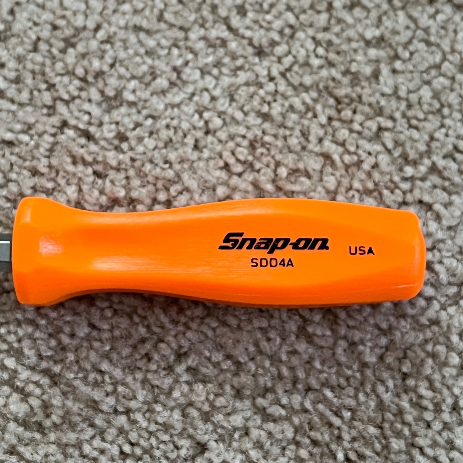 Snap-on Tools USA ORANGE CLASSIC Hard Handle Flat Head Screwdriver SDD4AO – New