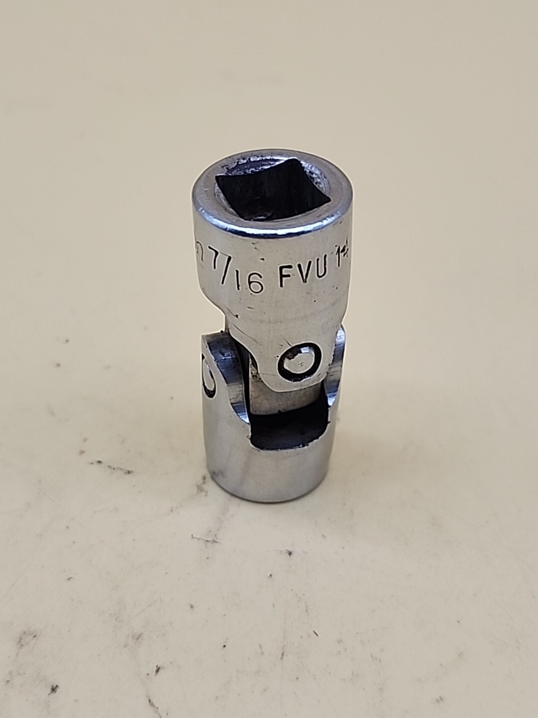 Snap-on Tools FVU14 7/16″ SAE Shallow Universal Socket 3/8″ Drive 12 Pt USA