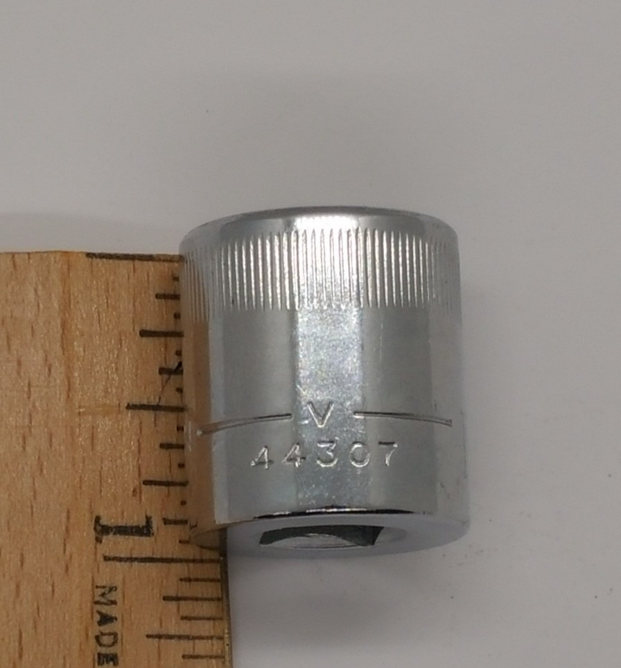 Craftsman 3/8″ Drive 17M/M 12 Pt Shallow Socket Metric Top Knurl V 44307 USA NOS
