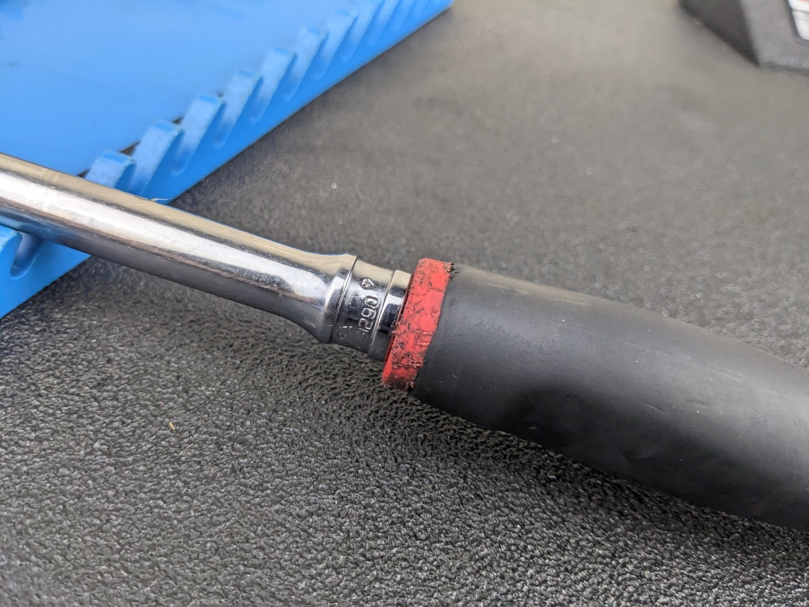 #bo147 Snap On Tools FHLF80A 3/8″ Flex Head RED Soft Grip Long Dual 80 Ratchet