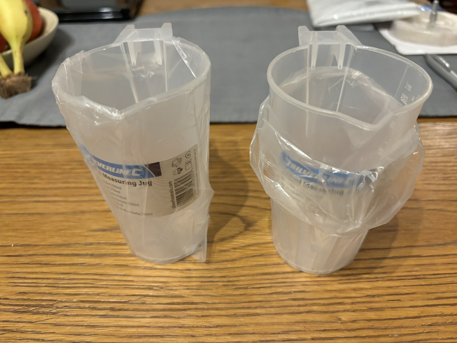 Silverline Pouring Jug Measuring Jug 250ml Plastic Pair