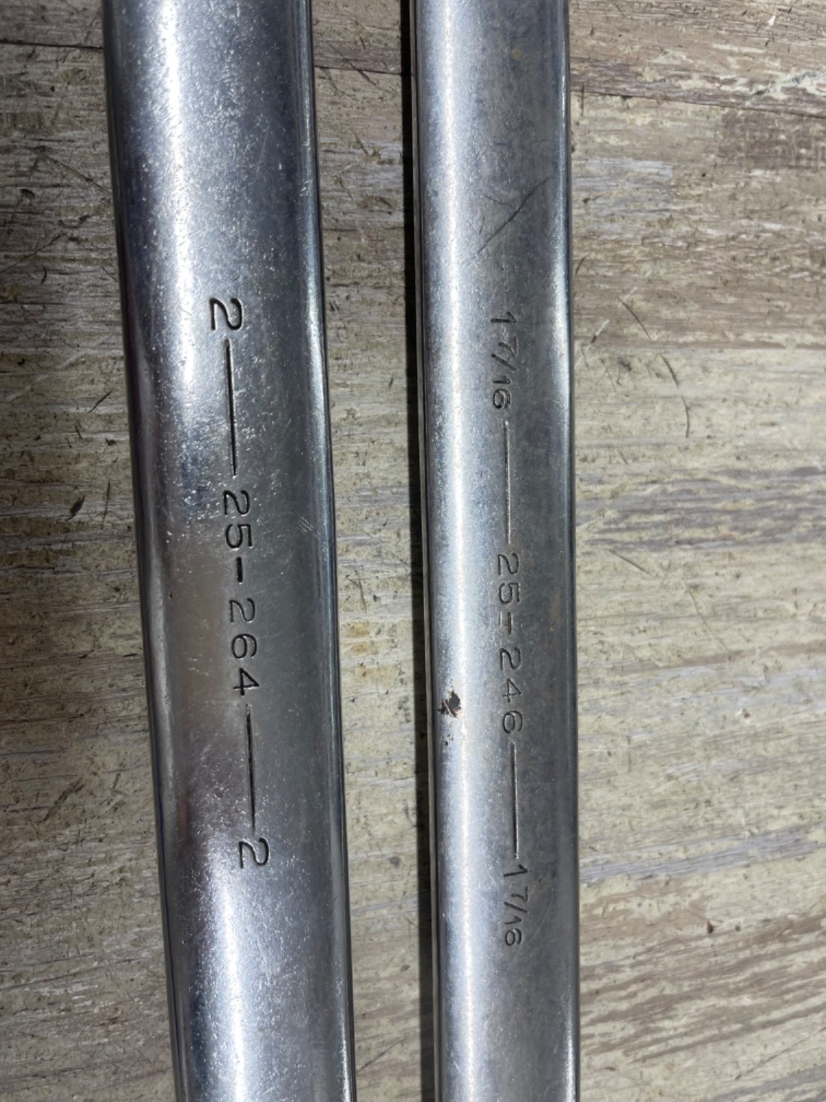 2PCS Armstrong Armaloy USA SAE 12 PT 2-25-264-2, 17-16-25-246-17/16 Wrenches