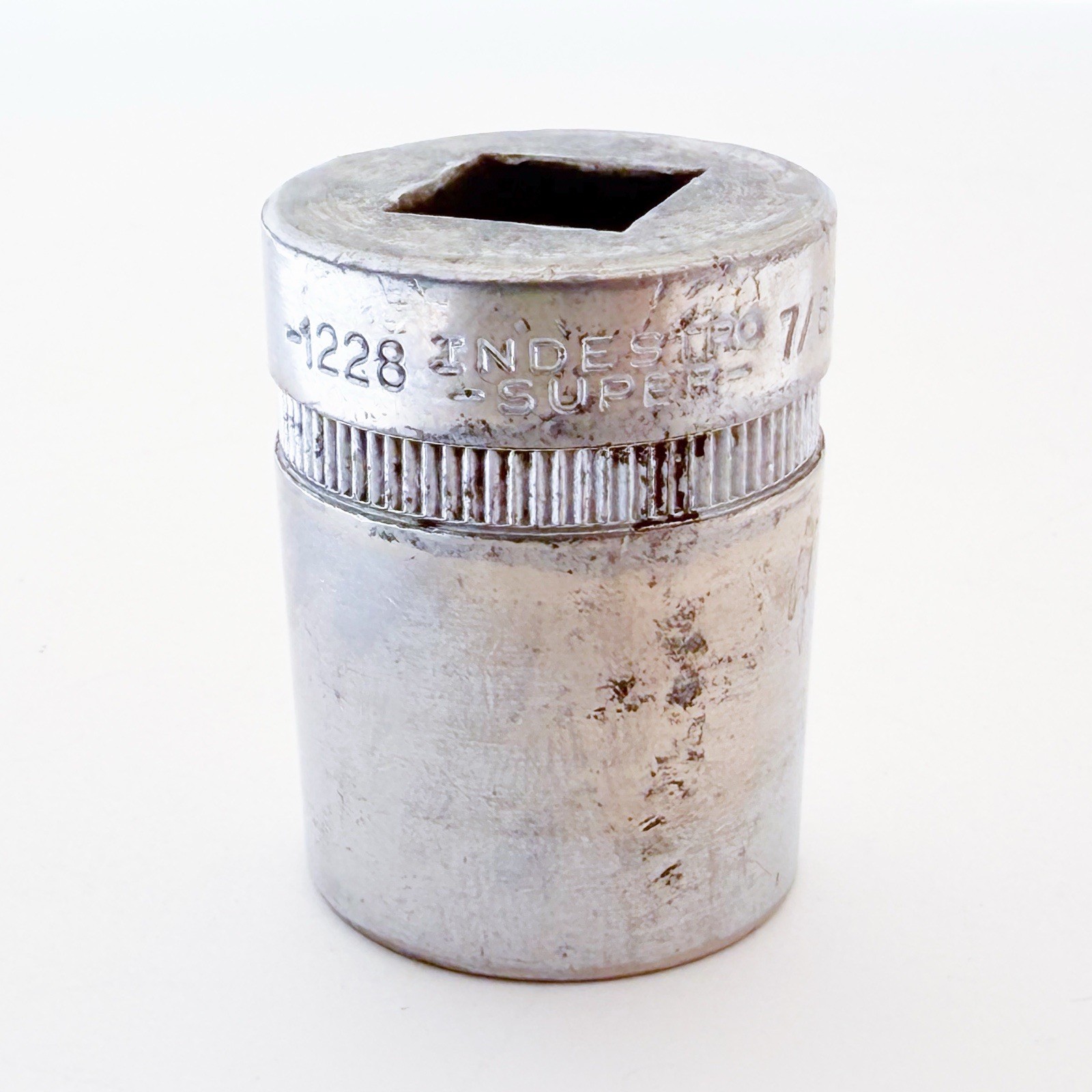 1228 Indestro Super Socket 7/8 12pt
