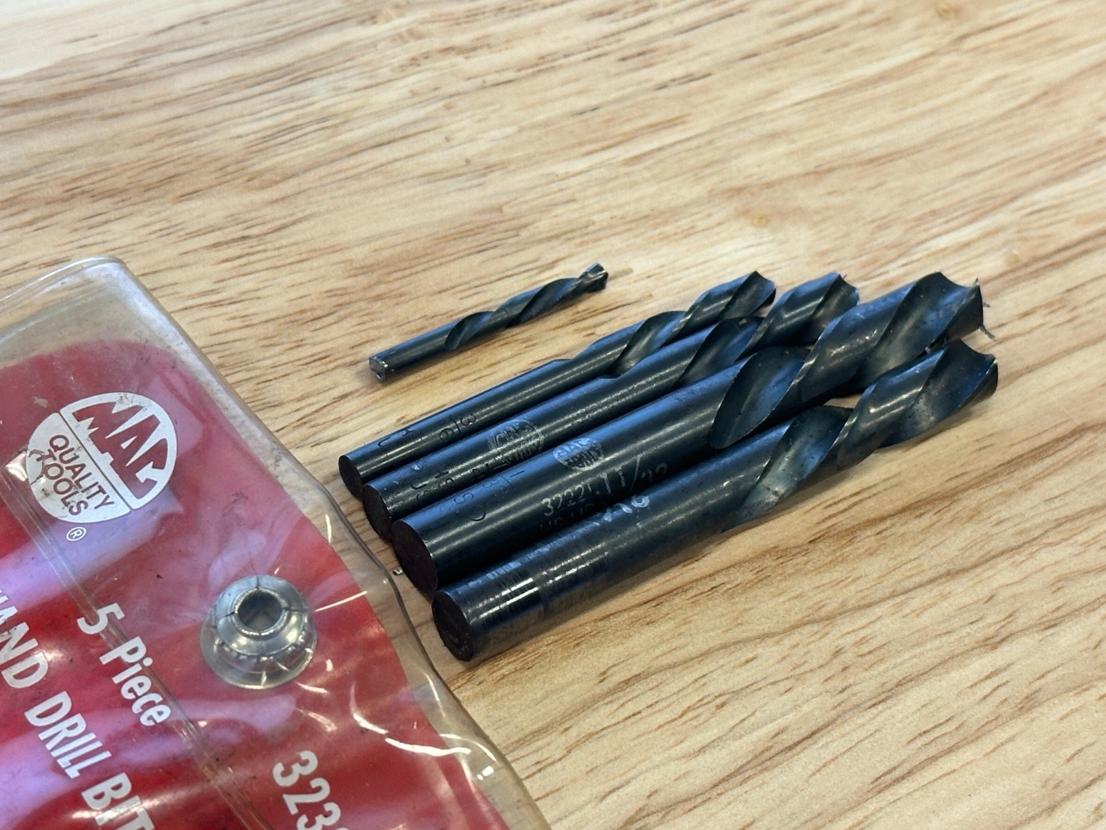 🇺🇸 MAC Tools USA Left Handed Drill Bit Set, Model 3233L, One Broken